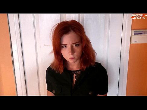 ❤️ A Guardia di Sicurezza hà punitu una bella donna per un tacchettu - Cum in bocca ☑ Solo porno à co.robosexshop.ru ❤