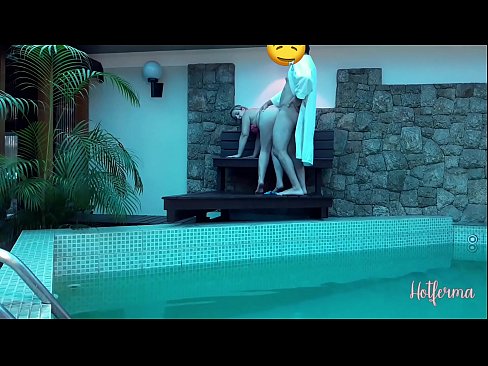 ❤️ Boss invita a cameriera à a piscina, ma ùn pudia resiste à un caldu ☑ Solo porno à co.robosexshop.ru ❤